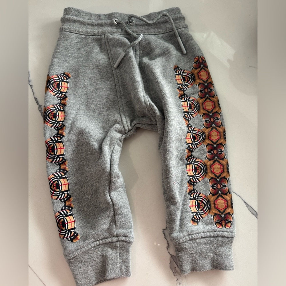 Burberry Sweat Pants